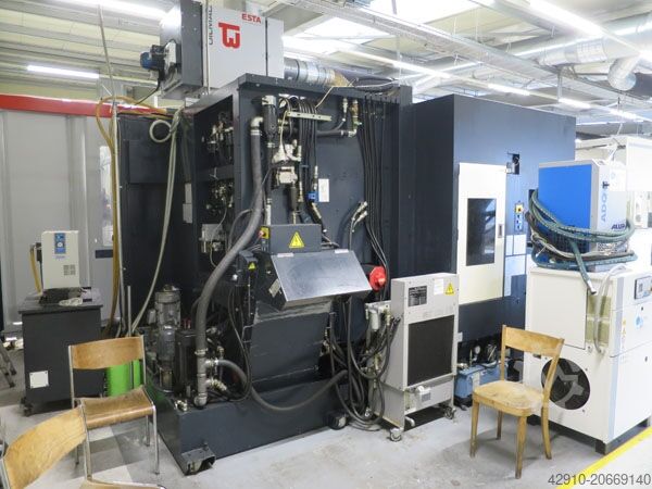 Horizontal Bearbeitungszentrum MAKINO A61-A60