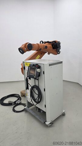 Industrial robot KUKA KR 270-2 + (V)KRC2 ed05