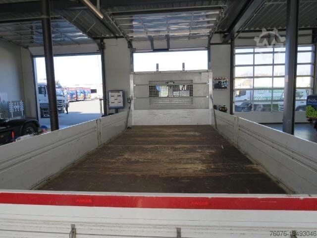 Pick-up van MERCEDES-BENZ Atego 818 Klima AHK 3 Sitze 6m Pritsche