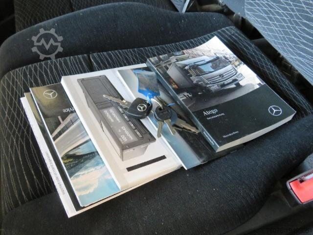 Pick-up van MERCEDES-BENZ Atego 818 Pritsche 6 m Klima 3 Sitze AHK