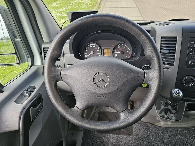 Passenger transportation MERCEDES-BENZ SPRINTER 313 9 PERS EURO6!