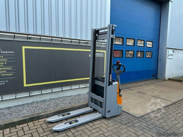VS-22541 Electric Stacker Still ECV10 STILL ECV10