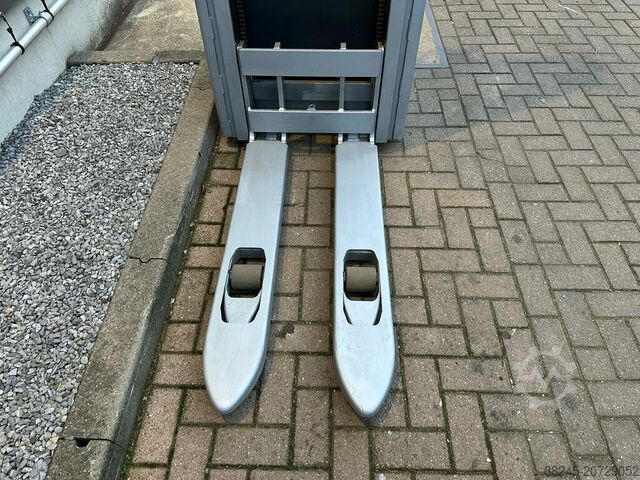 VS-22541 Electric Stacker Still ECV10 STILL ECV10