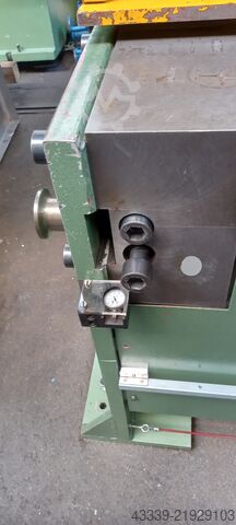 Hydraulic guillotine shear KRAMER TM 3  Hdyr. 2000