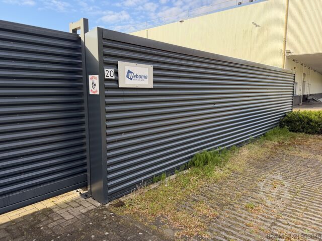 Double sliding gate & fencing (84 m)  