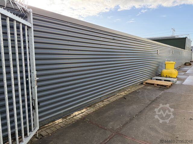 Double sliding gate & fencing (84 m)  