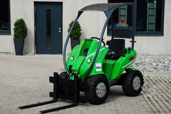 Baumaschine Avant Tecno Tecno Oy 220