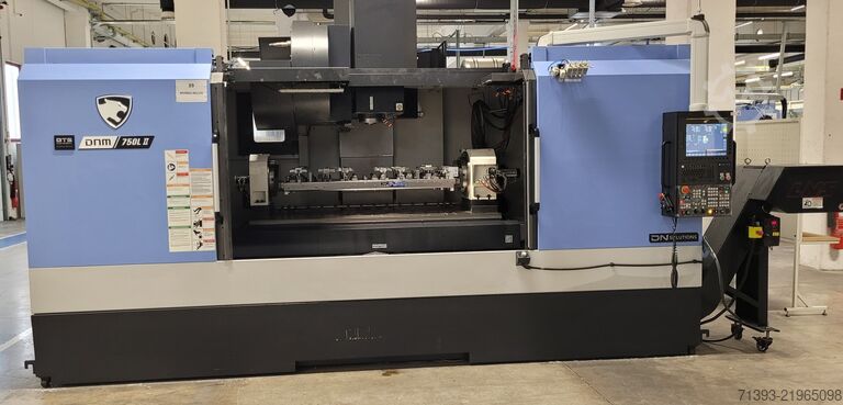 Machining center DOOSAN DNM 750 L