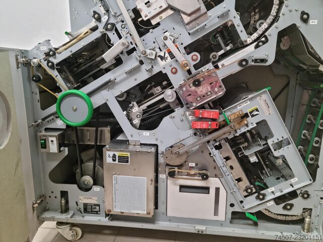 Handeinleger-Broschürenfertigungsmaschine C.P. Bourg BDF