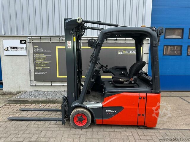 Elektrischer Triplex-Gabelstapler Linde E16, VS-22554 LINDE e16-02