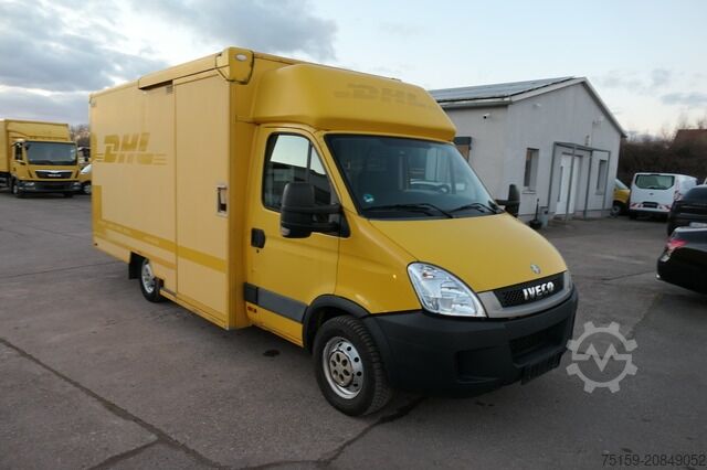 Transporter mit Koffer iveco Daily 35 S11 C30C AUTOMATIK KAMERA MAXI Regale DURCHGANG