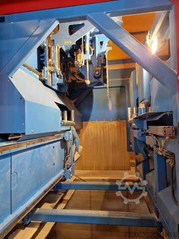 Bearbeitungszentrum mit Durchlauf Hundegger SC-3