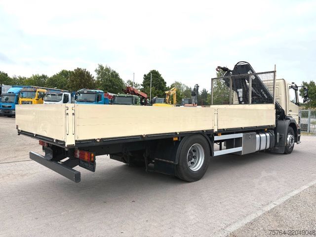 Flatbed truck MERCEDES-BENZ 1833 Axor / HIAB 122-3 / 7m Pritsche / 1. Hand