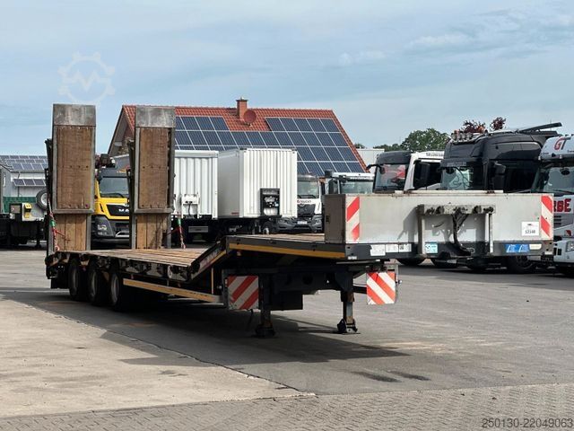 Low loader semitrailer MÜLLER-MITTELTAL TS3 Profi 30,0 Tieflader mit NLA & hydr. Rampen