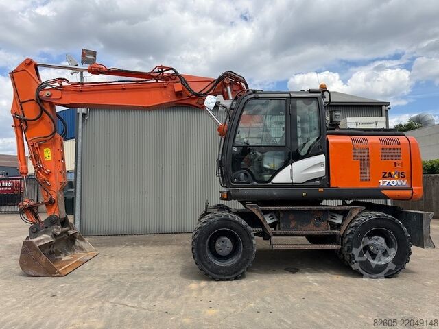 Wheel excavator Hitachi ZX170W-6