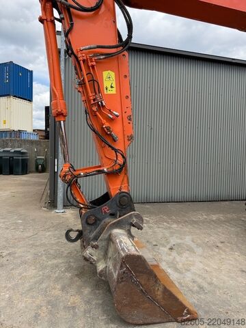 Wheel excavator Hitachi ZX170W-6