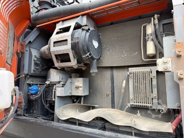 Wheel excavator Hitachi ZX170W-6