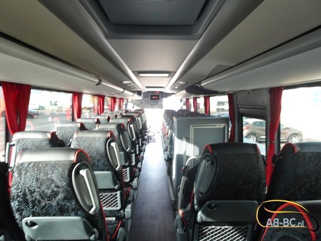 Motor coach IVECO Evadys 53 Sitze/WC  ADAS Dezember Verfügbar