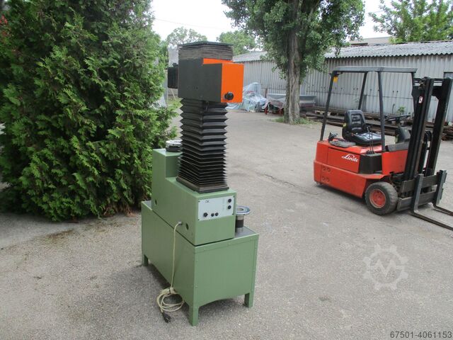 Tool presetter SOMET SDJ 300Werkzeugvoreinstellgeraet