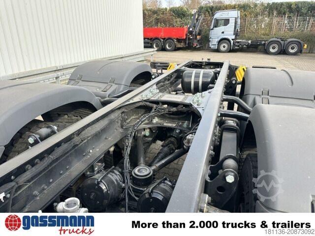 Truck chassis MAN TGS 33.540 6x6 BB CH, Navi, Motorabtrieb