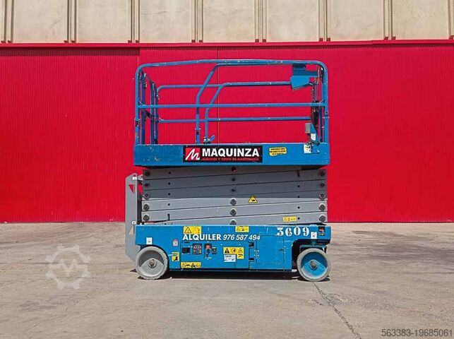 Scissor lift Genie GS4047