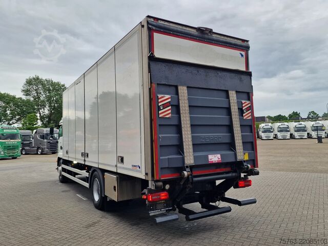 Suitcase MAN TGM 18.290 Schmitz box with sidedoors - Zepro l...