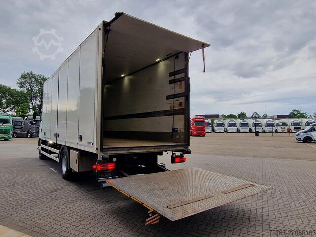 Suitcase MAN TGM 18.290 Schmitz box with sidedoors - Zepro l...
