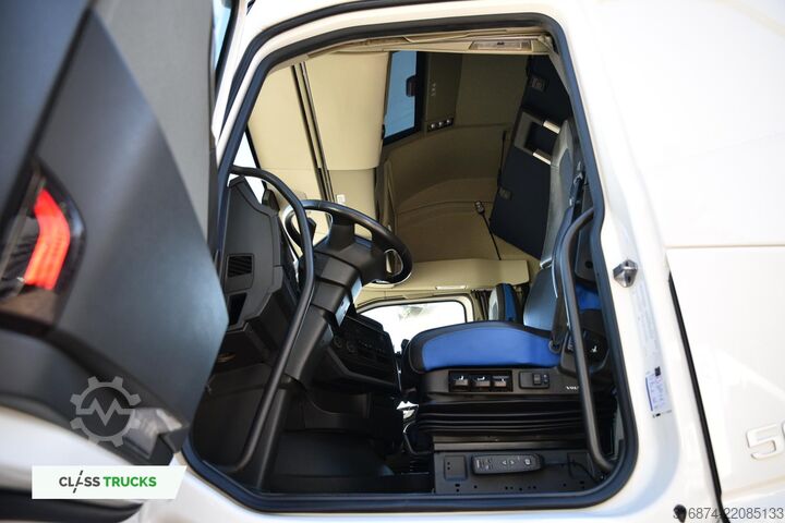 Standard SZM VOLVO FH 500 Globetrotter XL, Side Skirts
