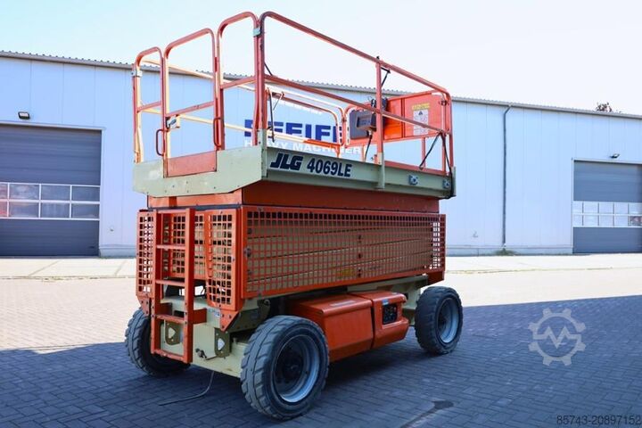 Scissor lift JLG 4069LE Electric, 14.2m Working Height, 360kg Capac