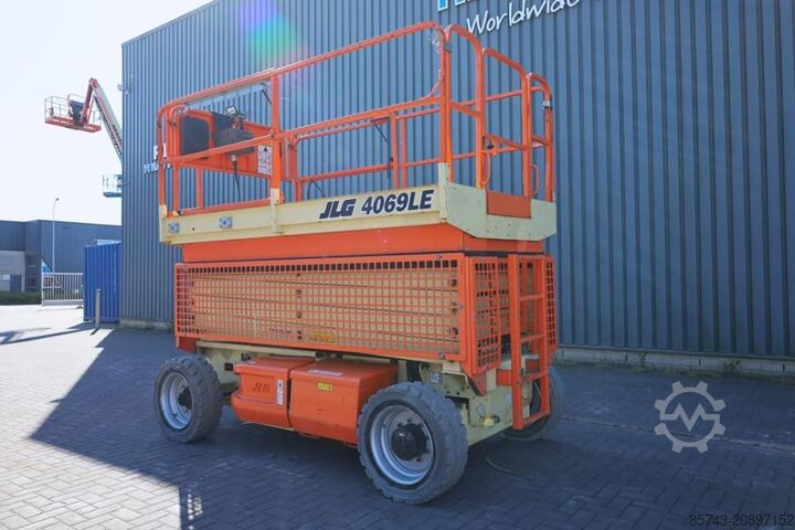 Scissor lift JLG 4069LE Electric, 14.2m Working Height, 360kg Capac