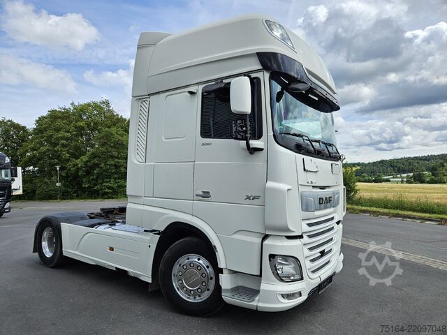 Standard SZM DAF XF 530 FT