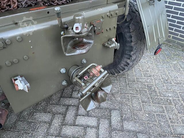 High-roof van Mercedes-Benz Unimog 406 Doka Vliegtuigsleper Nieuwstaat!