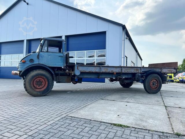 High-roof van Mercedes-Benz Unimog 406 Ruthmann