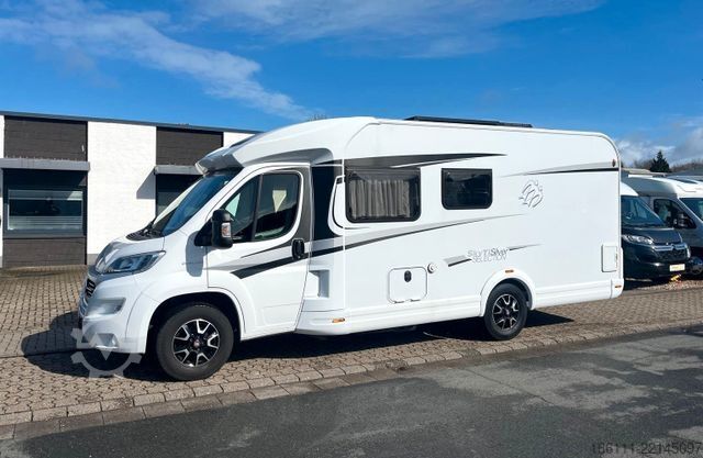 Semi-integrated camper KNAUS Sky Ti 650 MF Festbett -  - Klima -