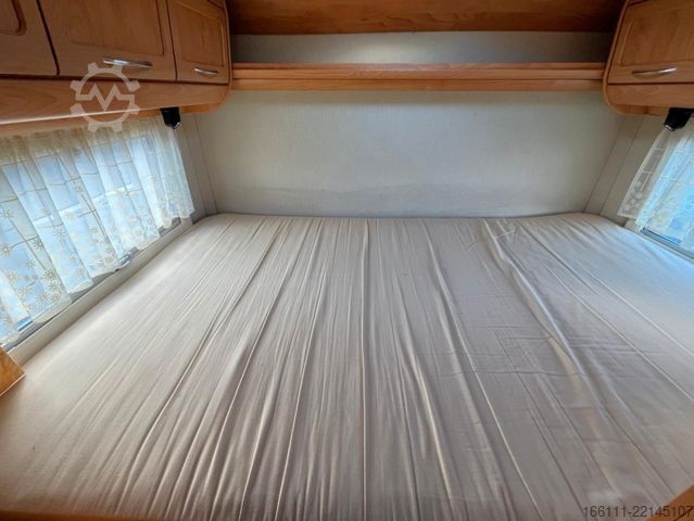 Integrated camper NIESMANN+BISCHOFF Arto 69 G - Hub/Festbett -  - Solar -