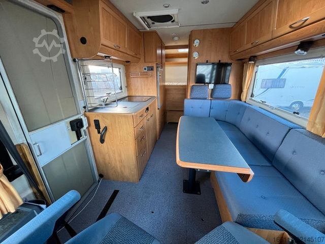 Integrated camper NIESMANN+BISCHOFF Arto 69 G - Hub/Festbett -  - Solar -