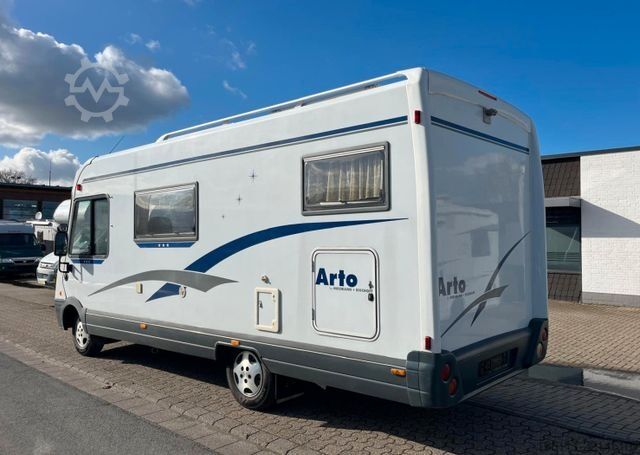 Integrated camper NIESMANN+BISCHOFF Arto 69 G - Hub/Festbett -  - Solar -