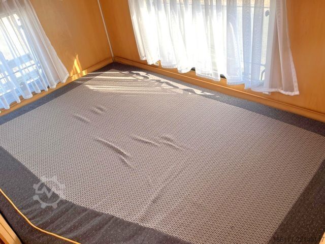 Semi-integrated camper DETHLEFFS T 5841 - Festbett - Klima -  - AHK -