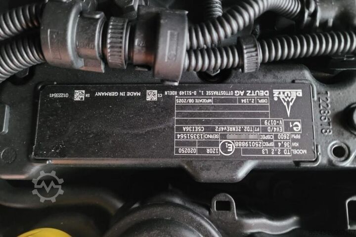 Telescopic boom lift JLG 660SJ Quad Tracks Also Available For Rent, New, Di