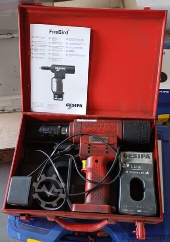 GESIPA FireBird battery-powered blind rivet nut tool Gesipa FireBird