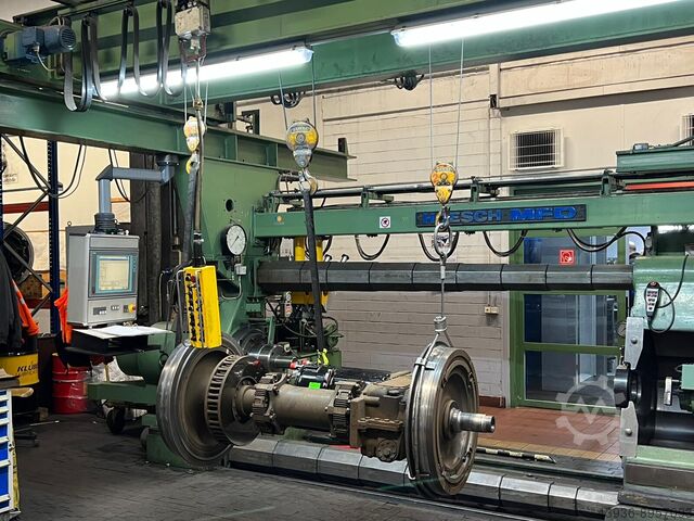 Wheel set press 250 ton HOESCH HEGENSCHEIDT MFD PR-250
