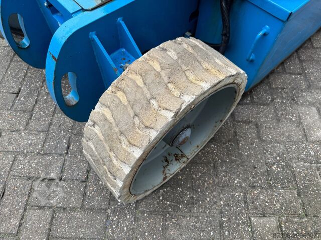 Articulated boom lift Genie Z30/20N RJ Hoogwerker Knikarmhoogwerker