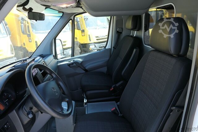 Feuerwehrfahrzeug mercedes-benz Sprinter 316 CDI Klima Rettungswagen