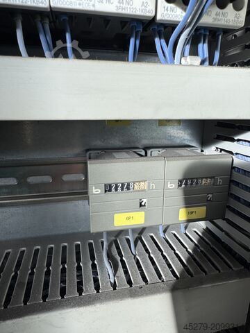 Universal machining center Deckel Maho DMU 70 VL