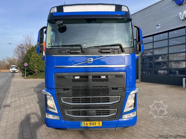 Standard tractor Volvo FH 460 GLOBETROTTER 6X2 460 GLOBETROTTER 6X2 / ...