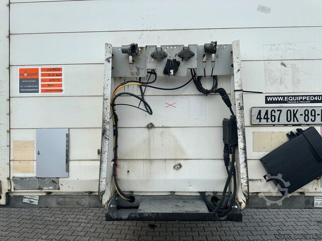 Suitcase Schmitz Cargobull SKO24 / SAF DISC / 2x LIFTAXLE / GALVANIZED / N...