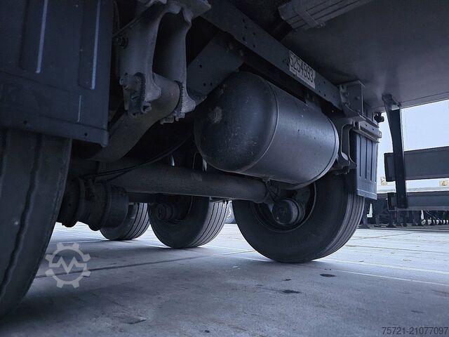 Kühl-/Tiefkühltransport SCHMITZ SKO 24