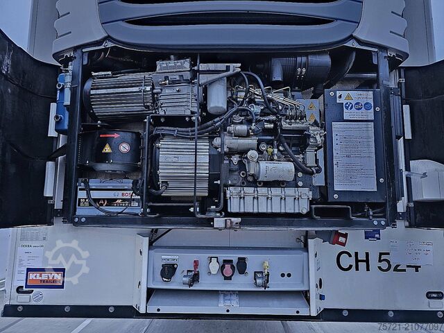 Kühl-/Tiefkühltransport SCHMITZ SKO 24