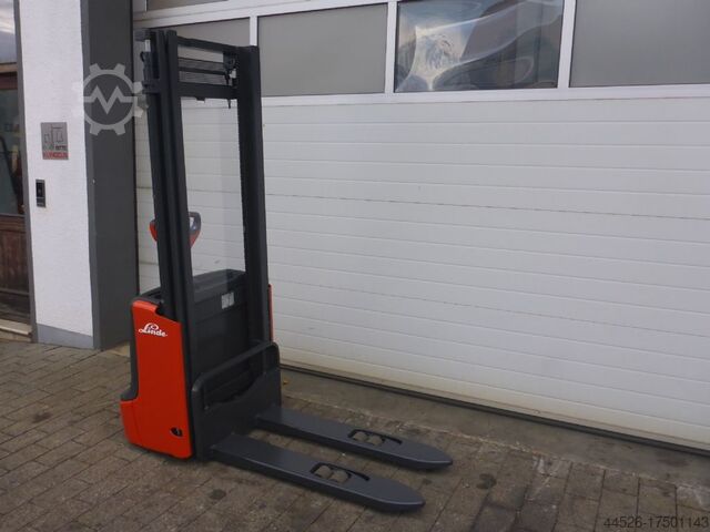 High Lift stacker Linde L10