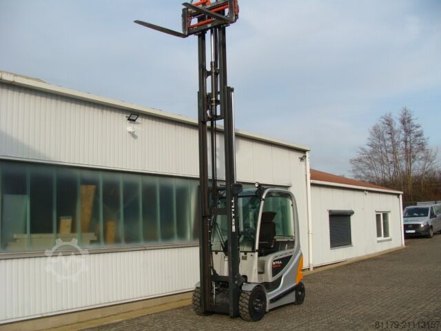 Gabelstapler STILL RX 60 25 ZINKENVERSTELLGERÄT TRIPLEX